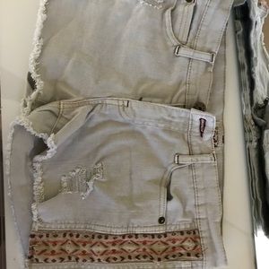 Women short